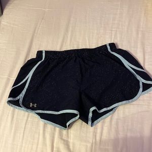 under armour navy blue spotted shorts